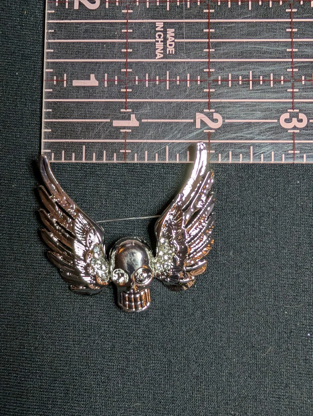 Winged Skull Decorative Pin Brooch - Silver Tone